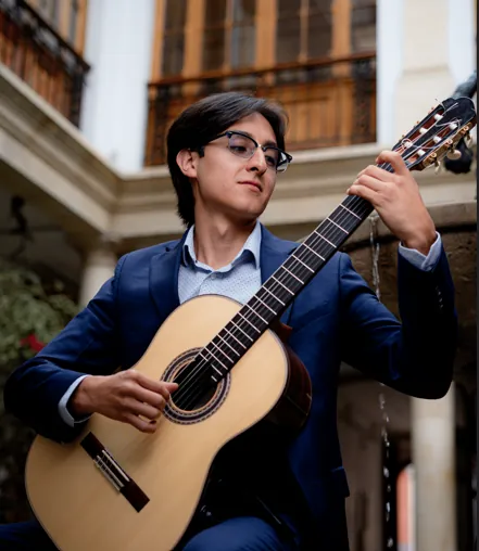 Yudhisthira Roa Álvarez (Colombia), guitarra