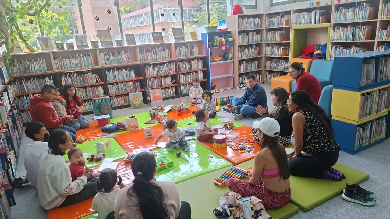 Bebés exploradores: colores que suenan