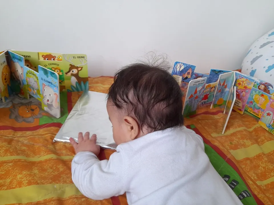 ¡Lecturas y texturas para bebés!
