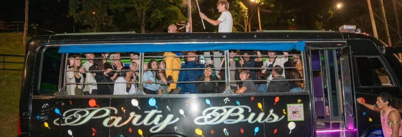 Tour en chiva rumbera por Bogotá