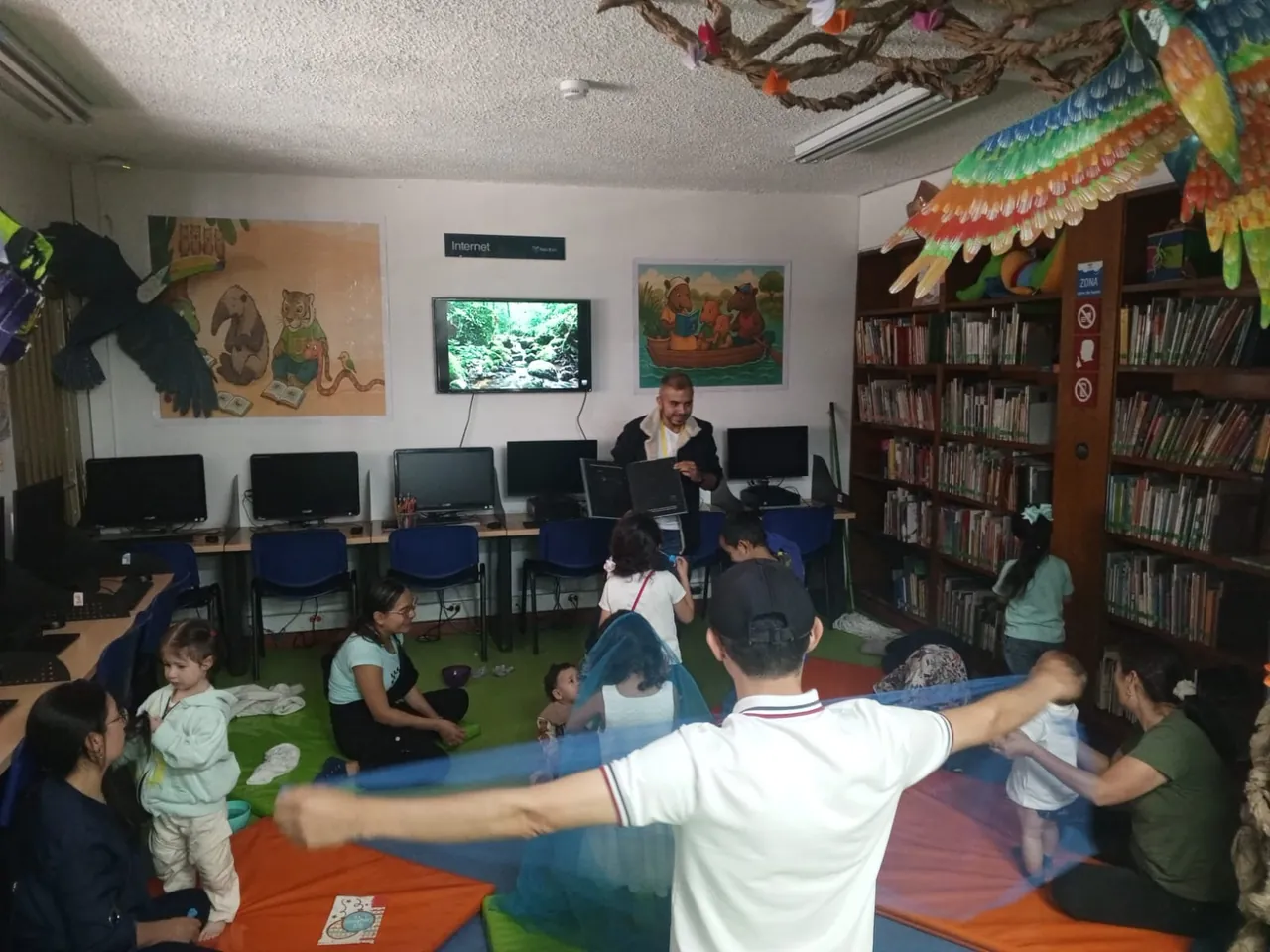 Biblovacaciones: Pequeños mundos por descubrir