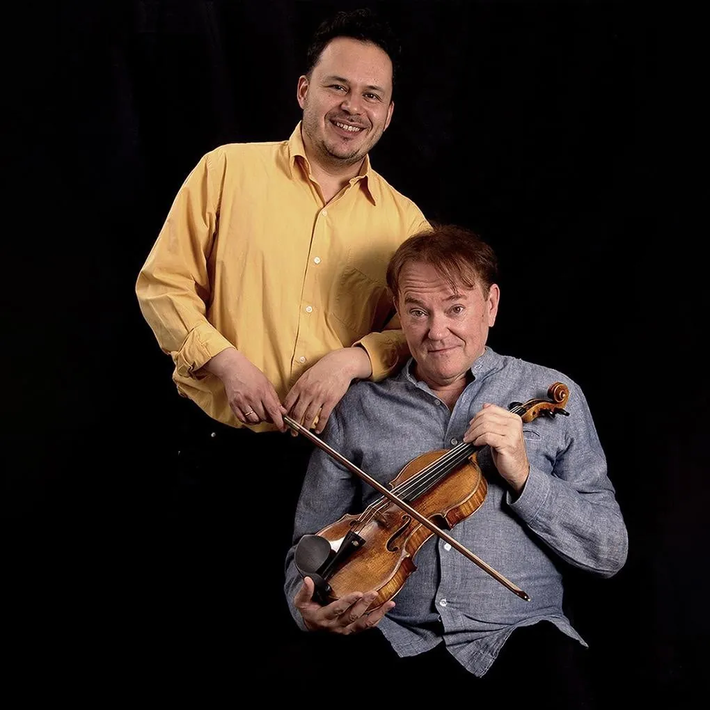 Juan Carlos Higuita, violín, y Mac McClure, piano