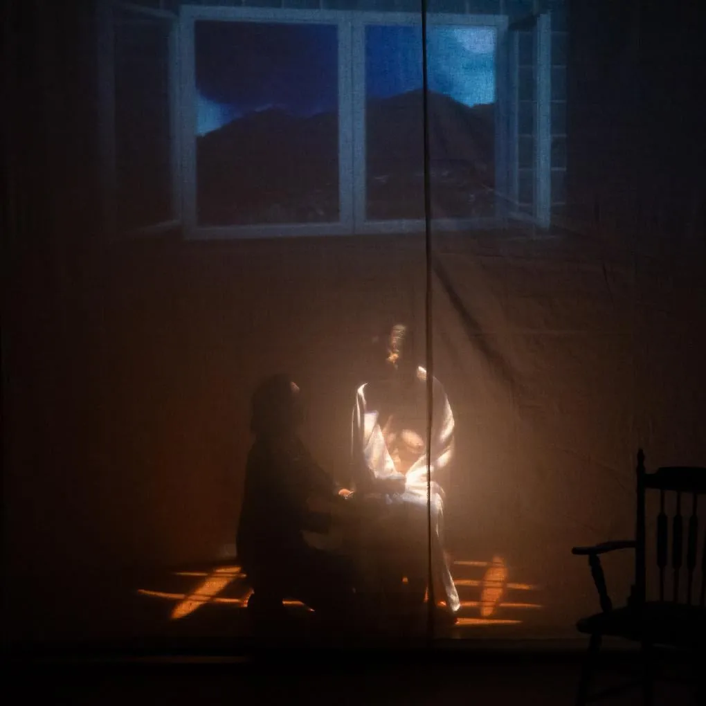 Umbral Teatro, Colombia. - ‘EL VUELO DE LEONOR'